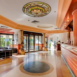 **** Hotel Hoteltritone Italia