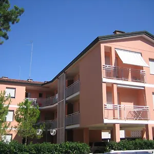 https://appartamenti-dei-pini.hotelinveneto.com