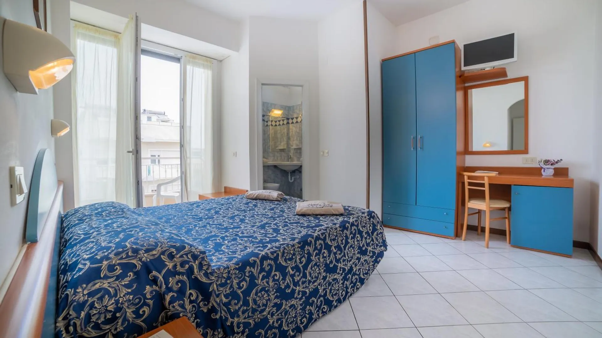 Hotel Golf Cattolica 3*,  Italy